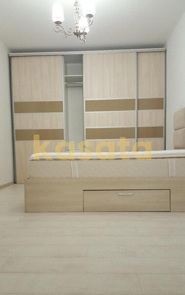 Ceaikovski, 3 camere, parter, 64 utili, boxa.